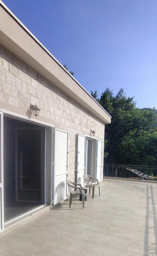 Guesthouse Nikoleta 2 Kotor Ngoại thất bức ảnh