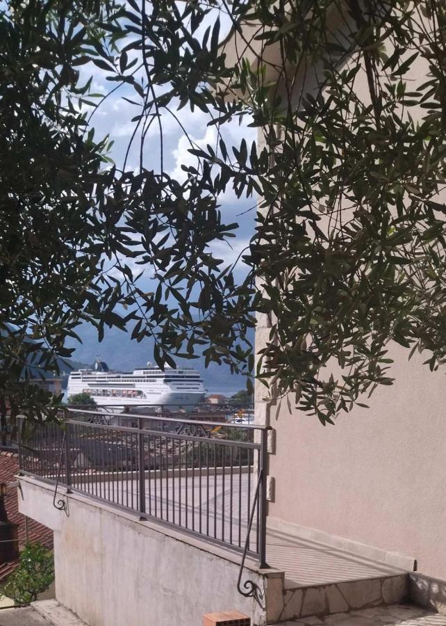 Guesthouse Nikoleta 2 Kotor Ngoại thất bức ảnh